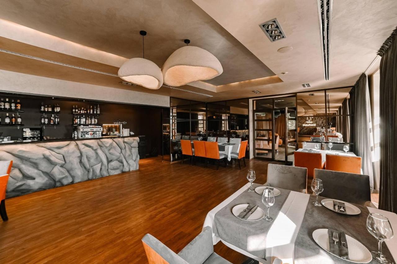 Park Hotel Switzerland Obariv Zewnętrze zdjęcie