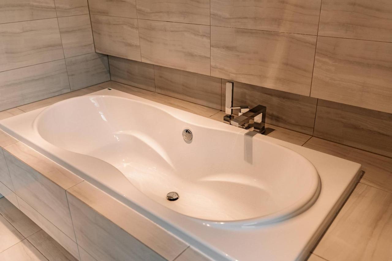 Park Hotel Switzerland Obariv Zewnętrze zdjęcie