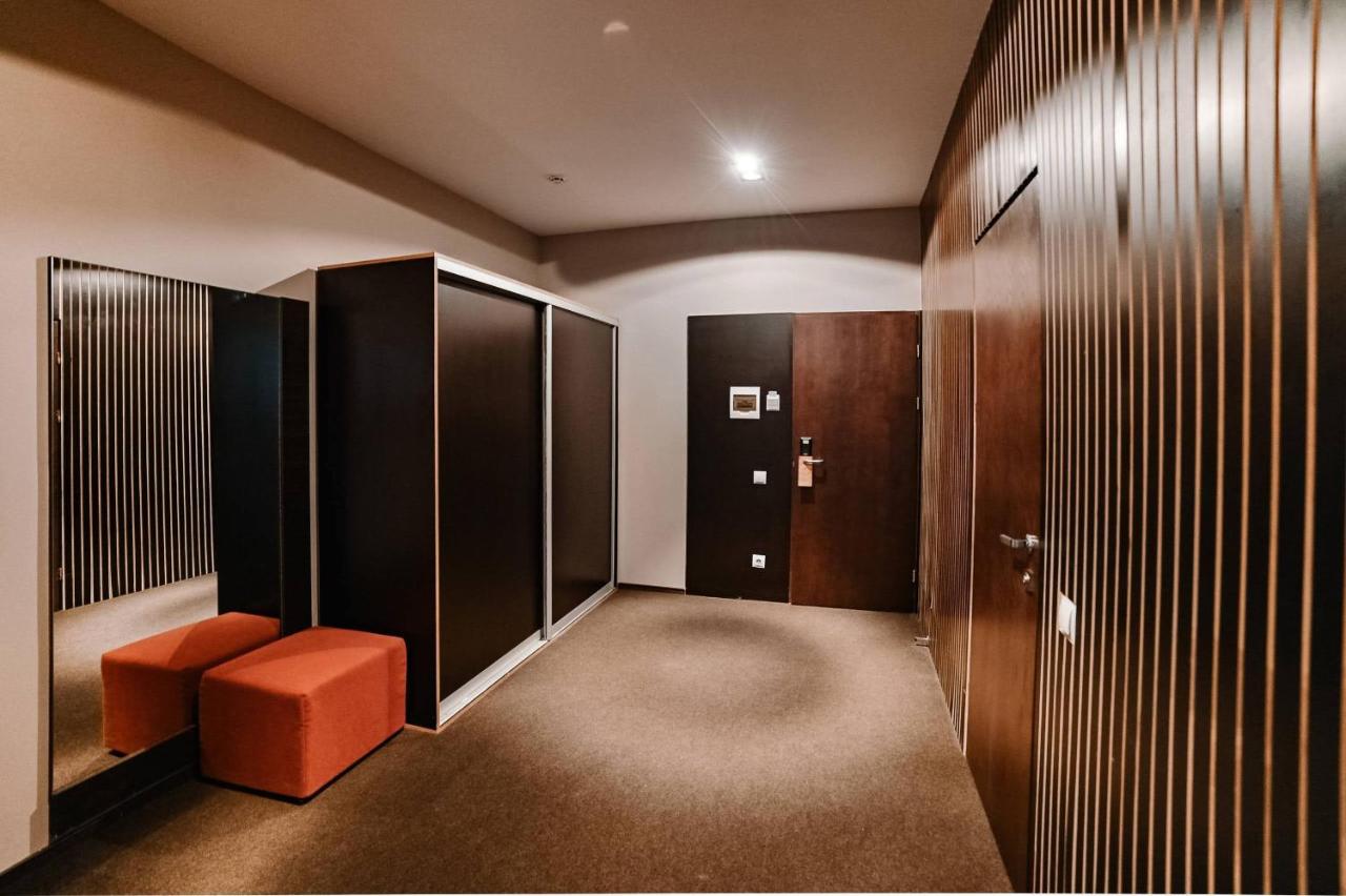 Park Hotel Switzerland Obariv Zewnętrze zdjęcie