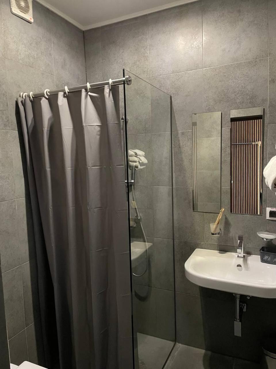 Park Hotel Switzerland Obariv Zewnętrze zdjęcie